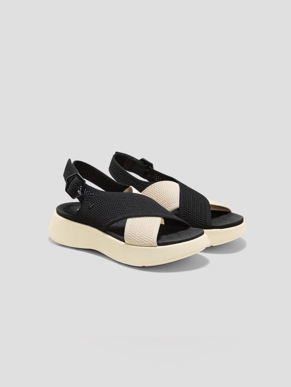 New NIB Vivaia AdaptAll Walker Sandals Kara 2.0 black ivory sling back 7.5 - Picture 2 of 13